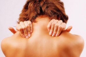 Esercizi di trattamento per trattamenti con chondocondrosi della testa