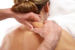 Massaggio per osteocondosi della colonna cervicale